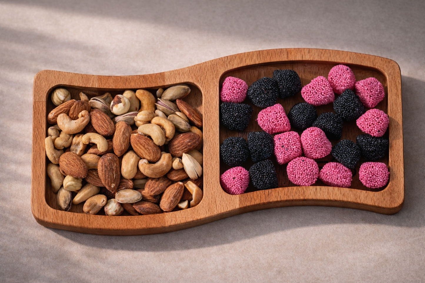 El Yapımı Ahşap Çerezlik – Doğal Sunum Tabağı